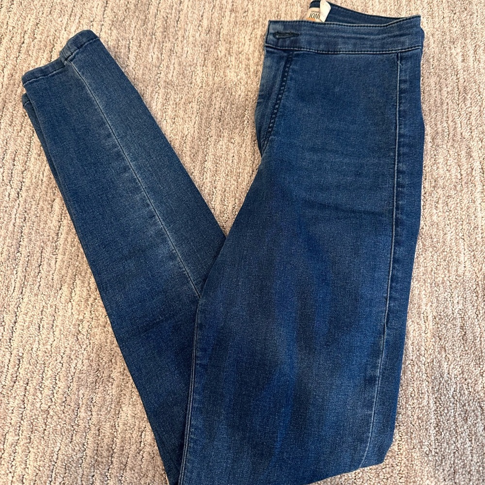 Women’s jeans